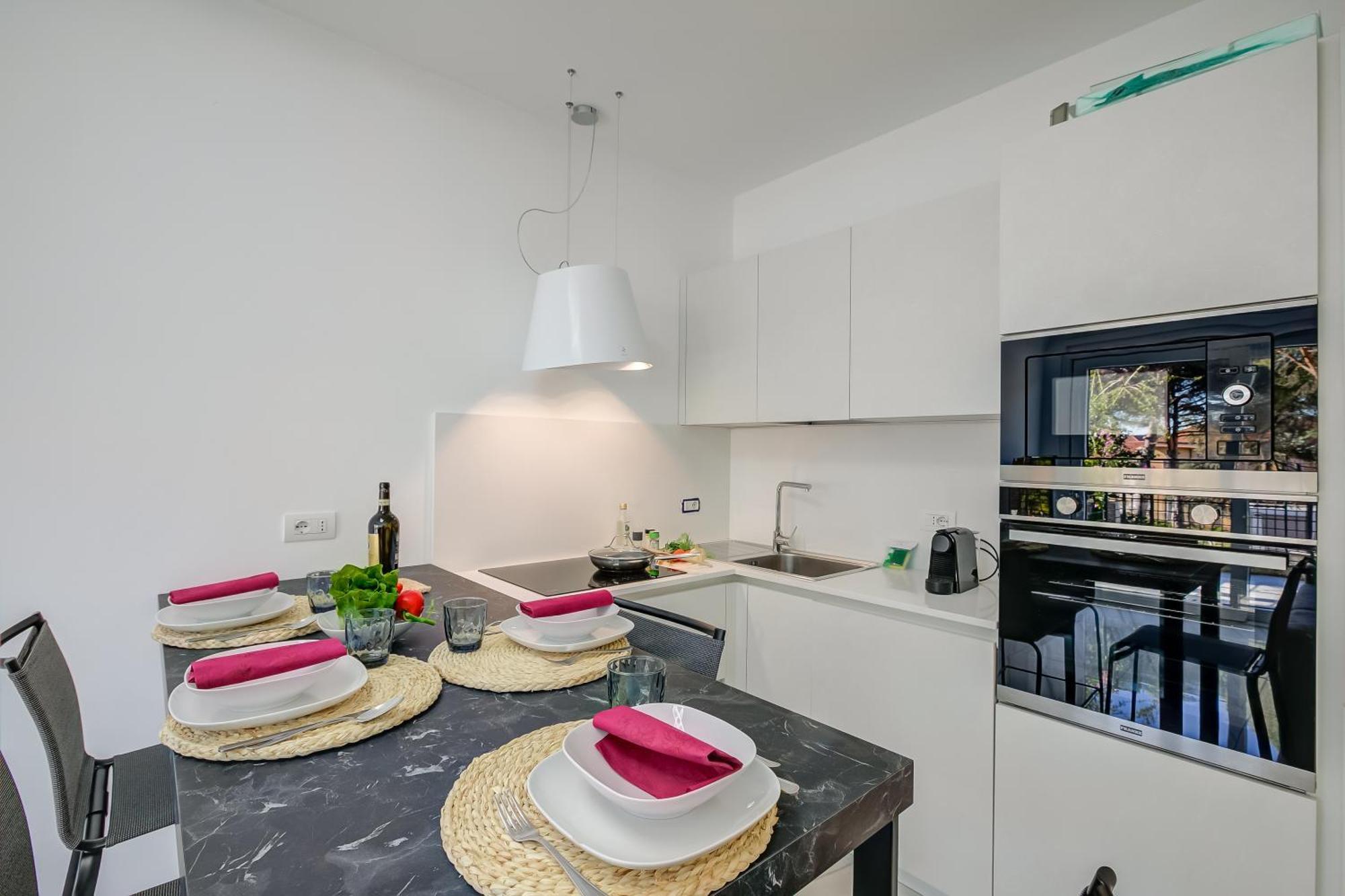 Beachy Vibes- 900M From The Beach - Happy Rentals Andora Екстер'єр фото
